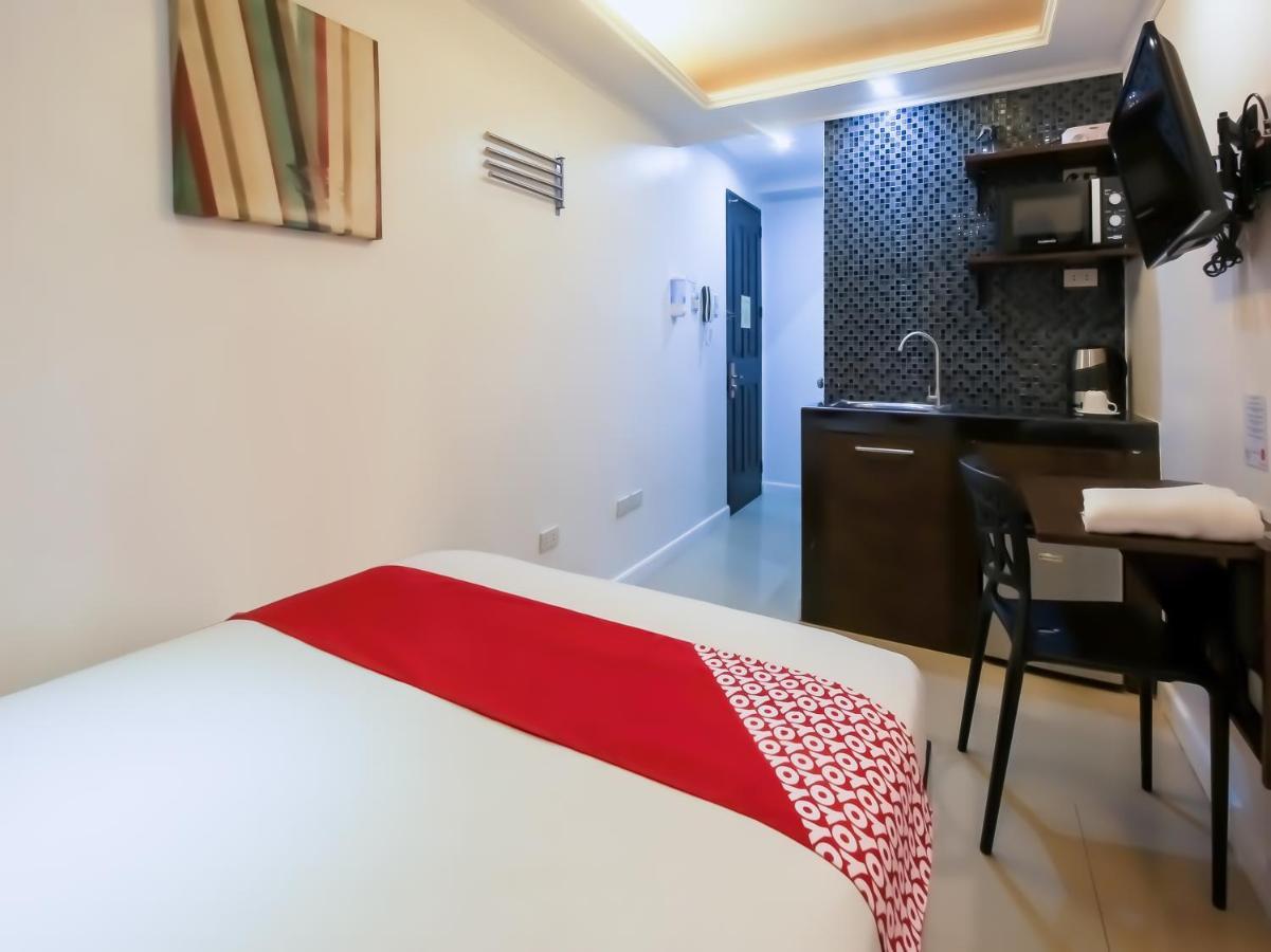 Capital O 860 Nest Nano Suites Makati ماكاتي المظهر الخارجي الصورة