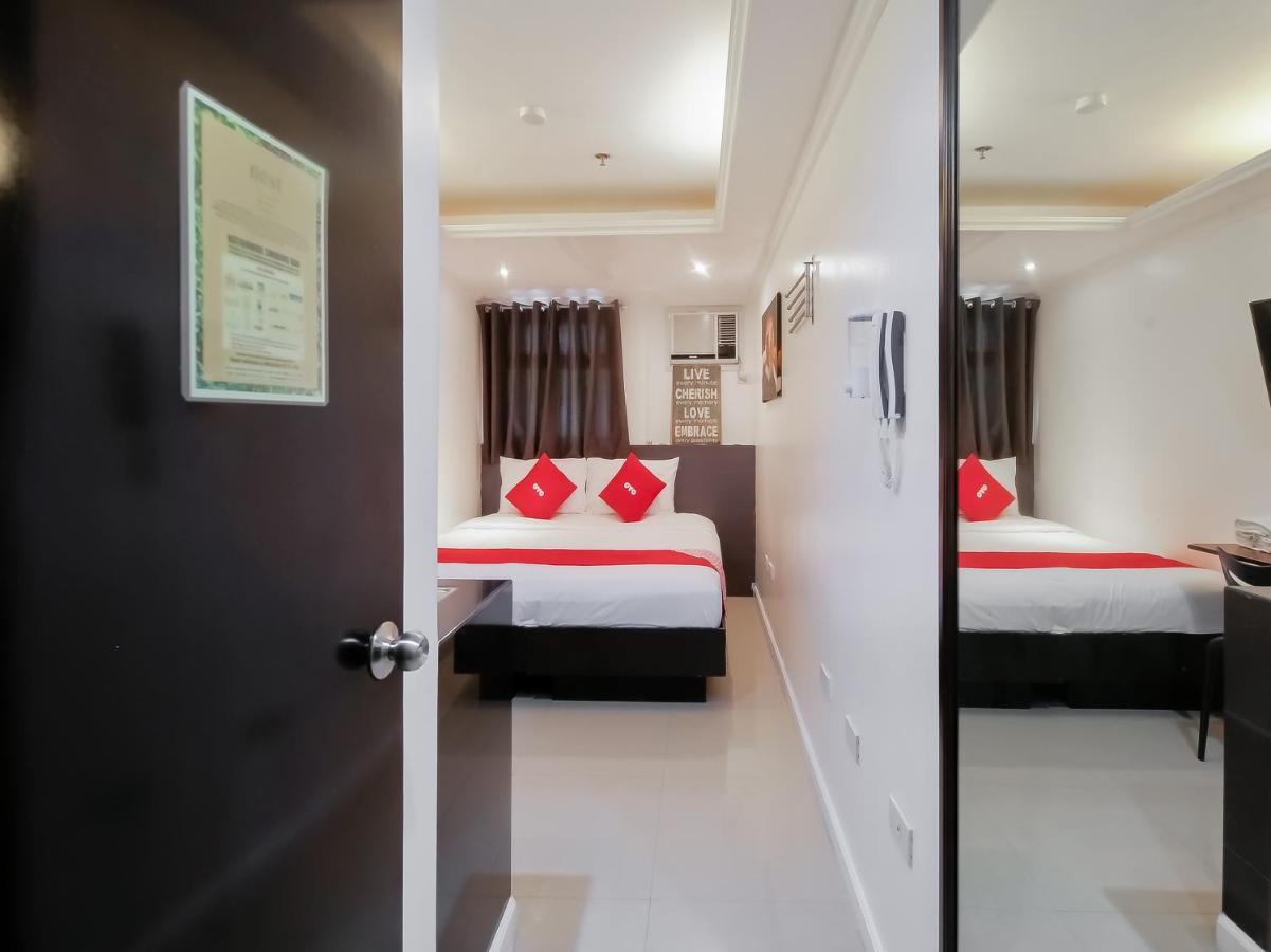 Capital O 860 Nest Nano Suites Makati ماكاتي المظهر الخارجي الصورة
