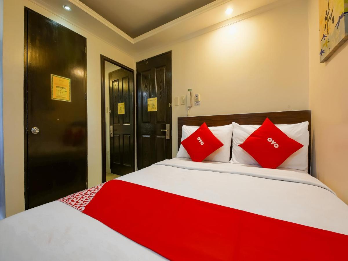 Capital O 860 Nest Nano Suites Makati ماكاتي المظهر الخارجي الصورة