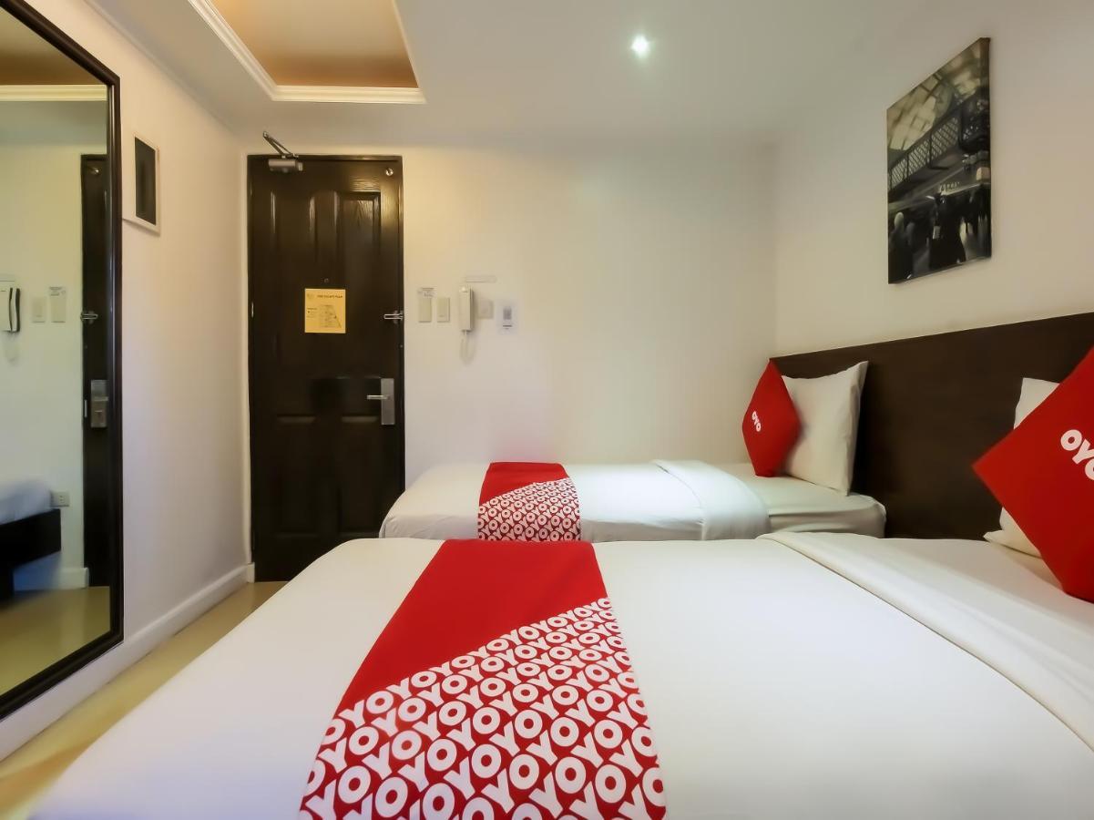 Capital O 860 Nest Nano Suites Makati ماكاتي المظهر الخارجي الصورة